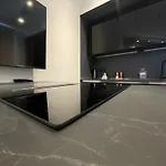 2 Bedroom Penthouse Όλμπια