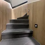 2 Bedroom Penthouse Όλμπια