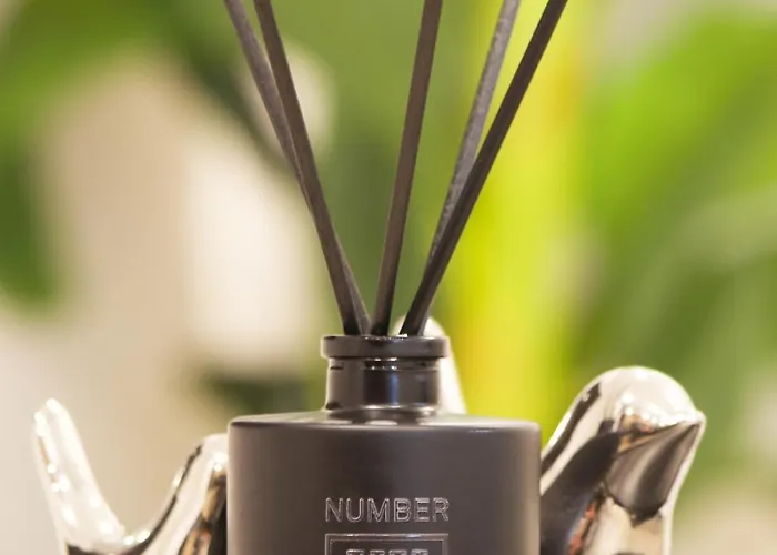 Apartment 2 Bedroom Penthouse *