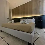 דירה 2 Bedroom Penthouse אולביה